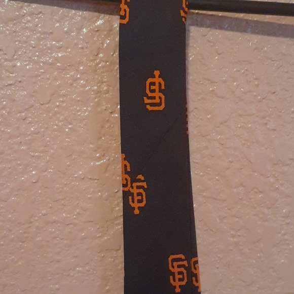 NWT SFO Giants Tie - Picture 7 of 11